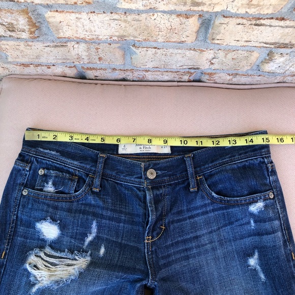 Abercrombie & Fitch Cotton Ripped MidRise Medium Wash Straight Buttoned Jeans 27 - Picture 10 of 16